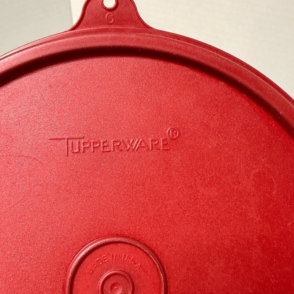 Tupperware Red Replacement Lid 227-43 Size‎ C Round 6.5 Inch Made in USA *